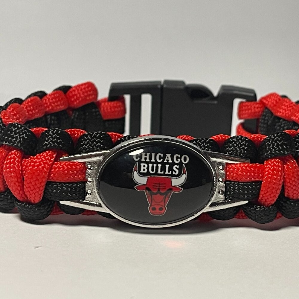 Chicago Bulls NBA Paracord Bracelet NEW